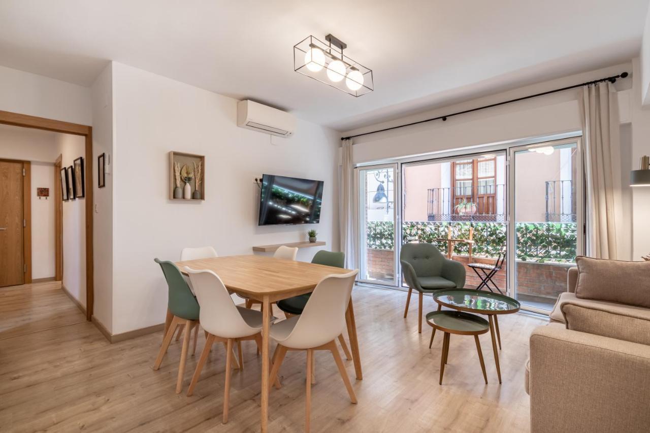 Bns Central Suites Granada Bagian luar foto