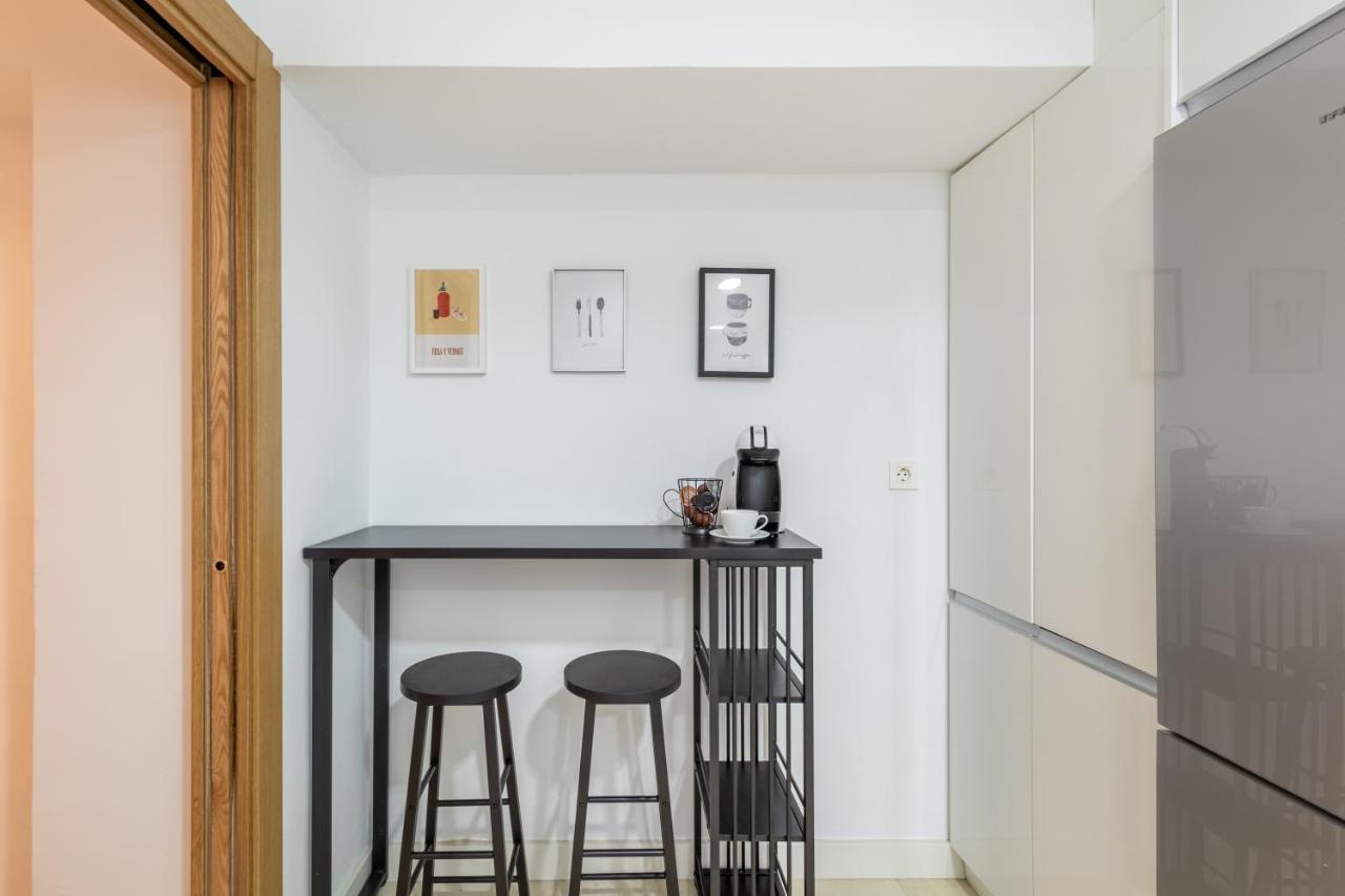 Bns Central Suites Granada Bagian luar foto